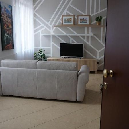 Appartamento A Verona E Parcheggio Nella Proprieta Zewnętrze zdjęcie